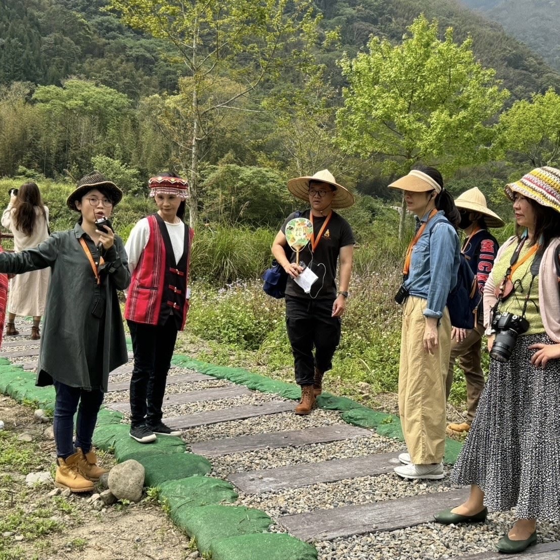 新竹尖石在地導覽,帶領旅客認識部落與植物